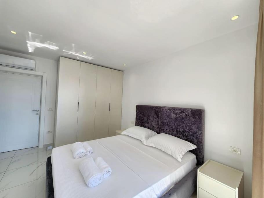 Tirana City Center Penthouse Oasis Екстер'єр фото