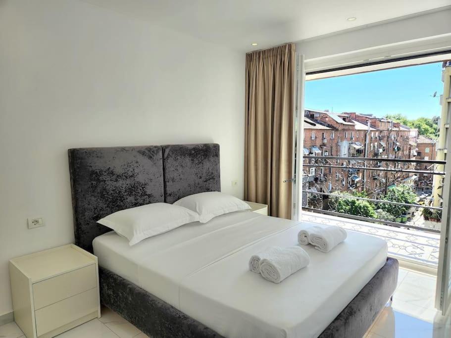 Tirana City Center Penthouse Oasis Екстер'єр фото