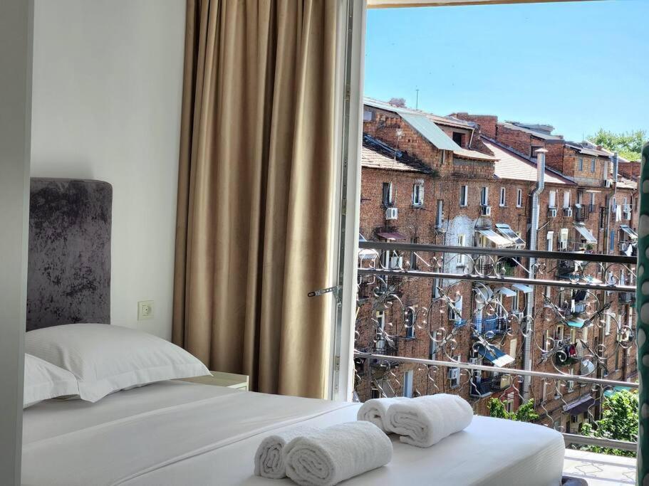 Tirana City Center Penthouse Oasis Екстер'єр фото
